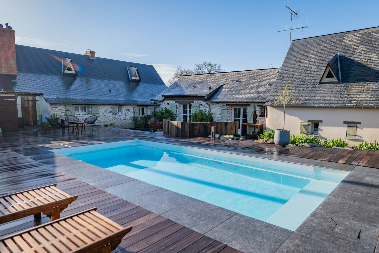 vue-projet-global-piscine-et-espace-bien-etre-traits-de-caractere