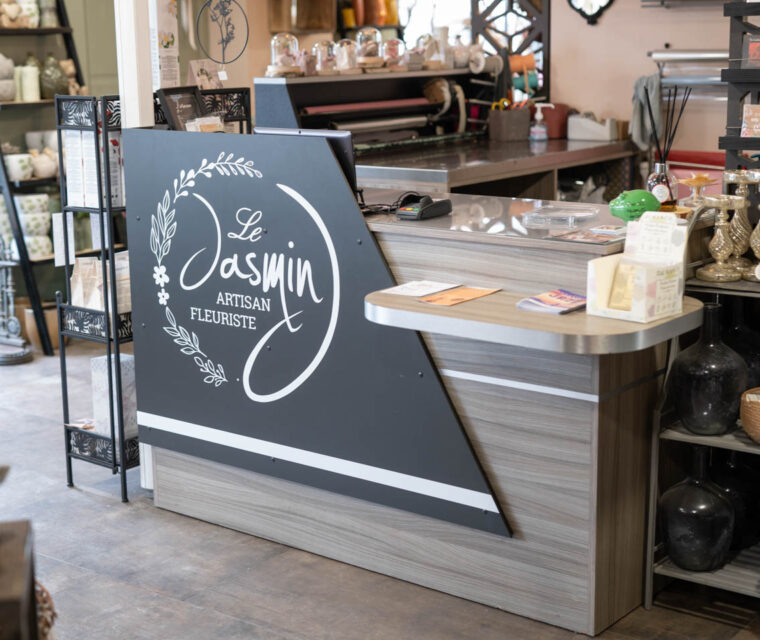 logo-le-jasmin-traits-de-caractere