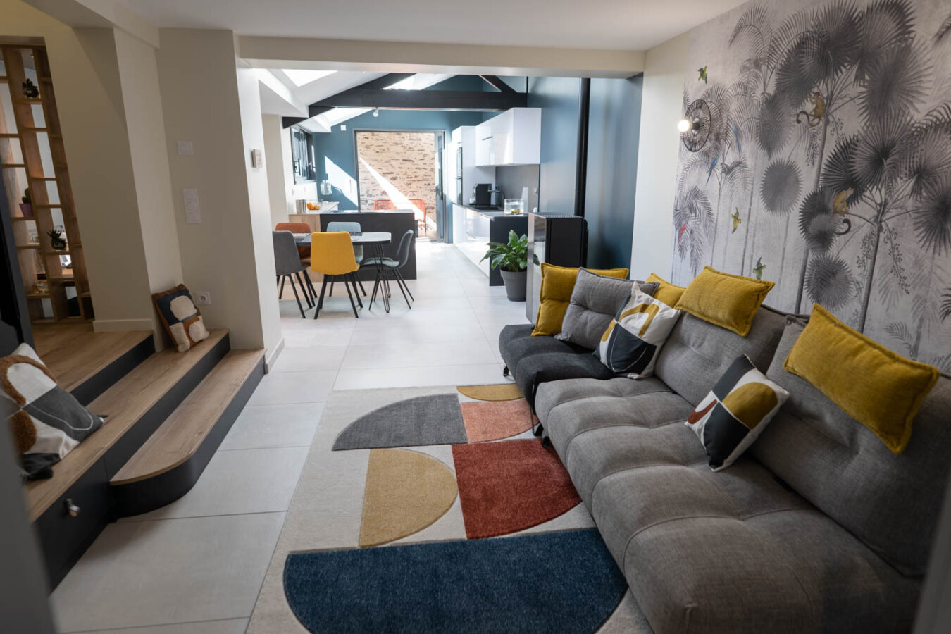 renovation-et-decoration-salon-piece-de-vie-particulier-traits-de-caractère